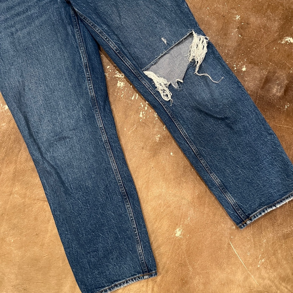 Abercrombie & Fitch 90s Straight Ultra High Rise Jean Distressed Size 30/10s - Picture 5 of 9